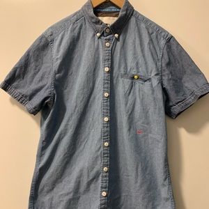 men’s shirt